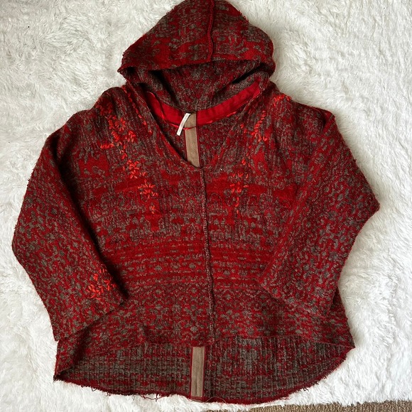 Free People Hooded Knit Tunic Sweater Red Embroidered   Boho Top Sm fits Large - Picture 1 of 7